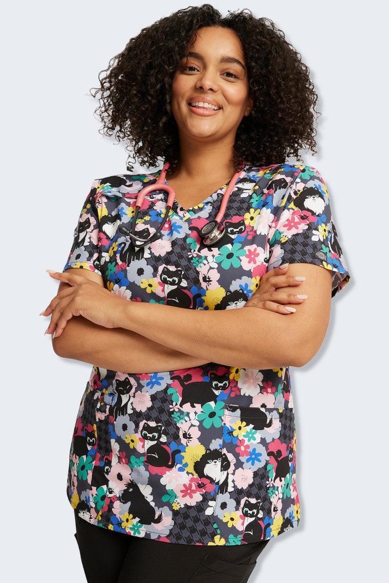 Plus size printed hot sale scrub tops